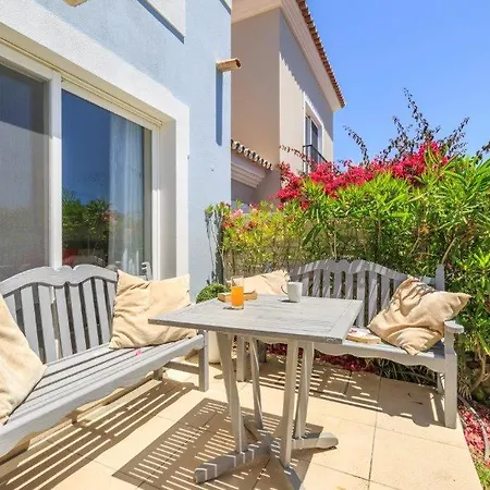Sleeps 4 Air Con Wifi T480322 Вилла Кинта-до-Лаго